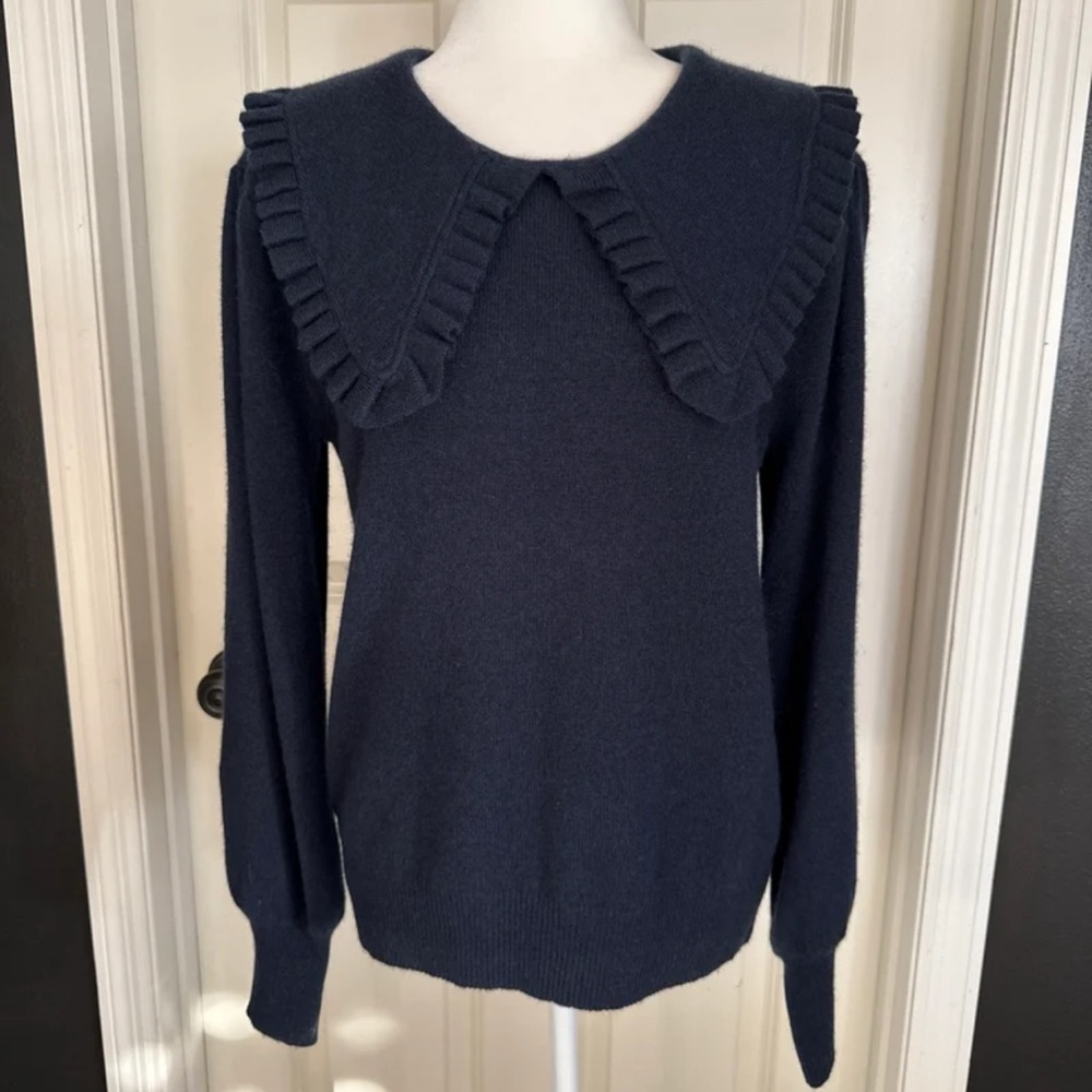 Autumn Cashmere Navy Peter Pan Collared Puff Sleeve 100% Cashmere Sweater
Large - Picture 3 of 12